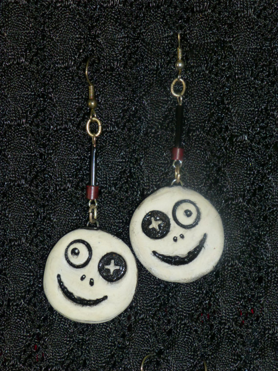 Handmade earrings by Sher from MyriadOfAlchemy.